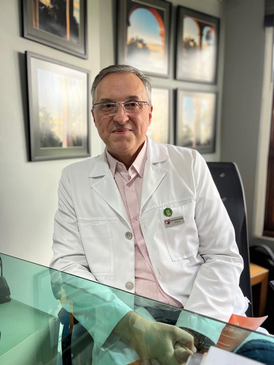 Dr. Carlos Eduardo Accioly Durgante — Médico Geriatra