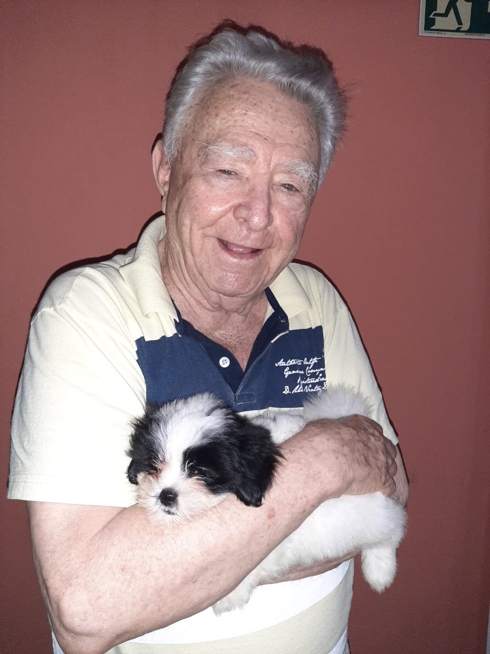 Residente com cachorrinho